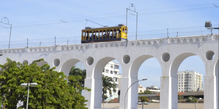 Bondes de Santa Teresa param por quatro dias no carnaval; serviço só funciona no domingo, com restrições Bondes de Santa Teresa param por quatro dias no carnaval; serviço só funciona no domingo, com restrições