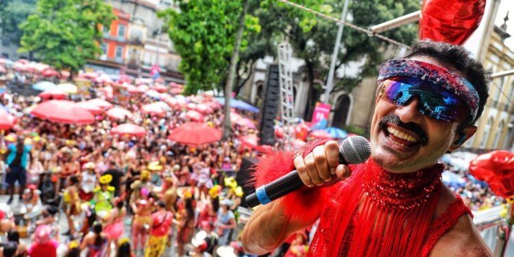 Blocos no domingo: confira a programação no Rio antes do carnaval