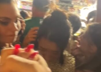 Procon diz que Camarote da Sapucaí vai ter que ressarcer clientes por superlotação e bebidas quentes