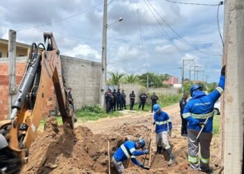 Operação encontra cisterna e ligações clandestinas em Cabo Frio