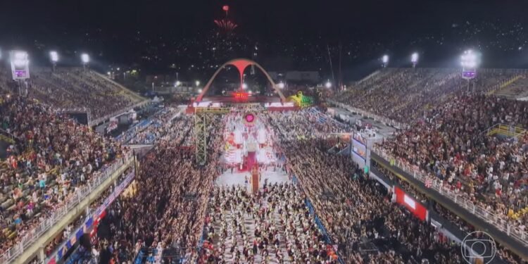 Carnaval 2026: MetrôRio vai funcionar 24 horas no fim da semana de Desfile das Campeãs e últimos megablocos