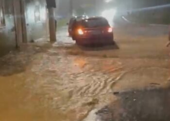 VÍDEO: Angra dos Reis entra em estado de atenção após chuva intensa