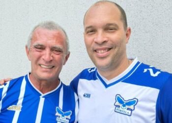Portela anuncia contratação de Paulo Barros