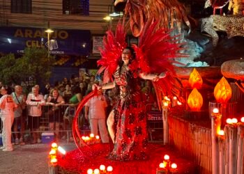 Vilage no Samba é campeã do Grupo Especial e Globo de Ouro vence a Série A no Carnaval de Nova Friburgo