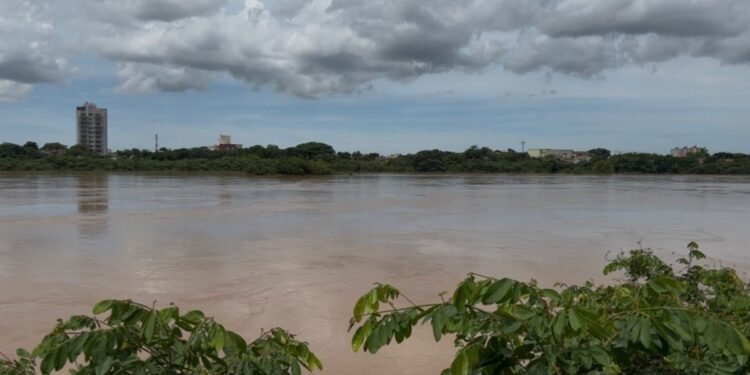 Chuvas afetou quase 3 mil pessoas no Norte e Noroeste Fluminense