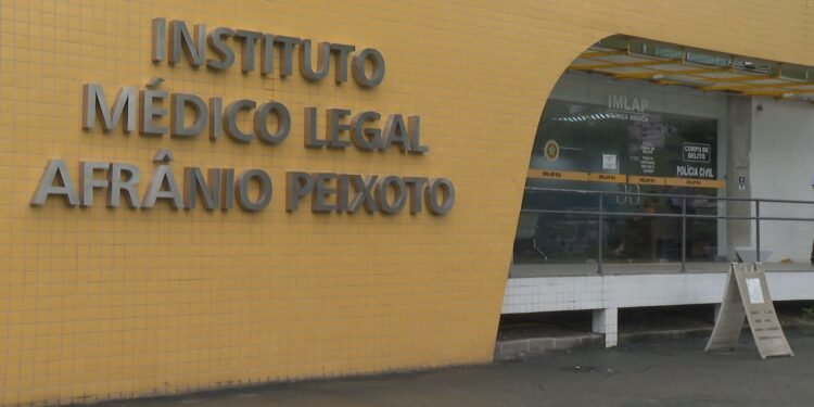 Polícia investiga estupro de idosa dentro de ônibus no Centro do Rio