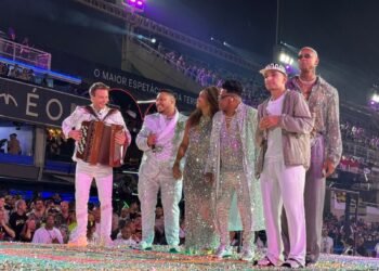 João Gomes, Michel Teló e Leo Santana agitam a Sapucaí antes do Desfile das Campeãs