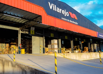 Estoque pronto e entrega rápida transformam o ritmo da obra