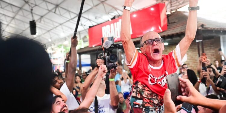 Desfile das Campeãs 2026: veja a ordem das escolas na Sapucaí