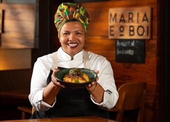 Chefs estrelados e whey protein: os luxos dos camarotes da Sapucaí