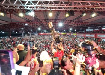 Comemoração do título lote quadra da Viradouro