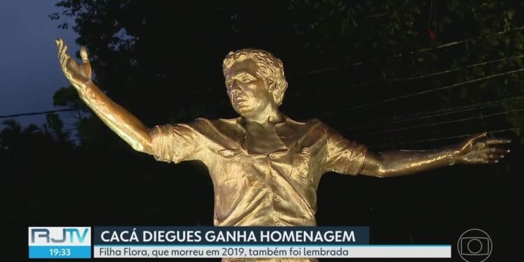 Cacá Diegues ganha estátua em sua homenagem no Rio de Janeiro Cacá Diegues ganha estátua em sua homenagem no Rio de Janeiro