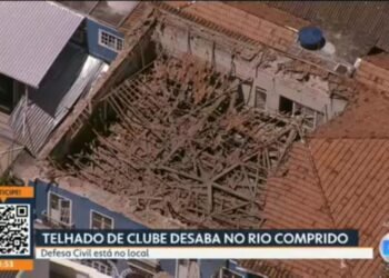 Casa dos Poveiros é interditada após desabamento de telhado