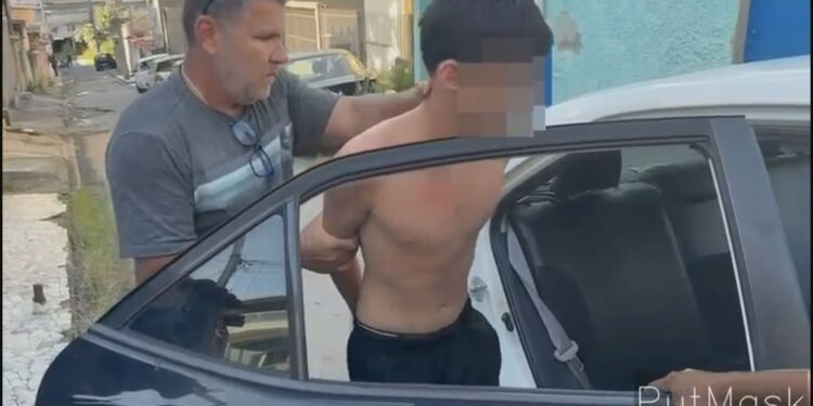 Polícia apreende 2º adolescente por assalto a taxista no Rio
