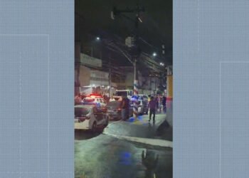 Homem morre ao ser atingido por bala perdida em São Gonçalo