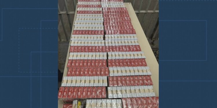 Seap afastar 5 policiais por cigarros ilegais em presídios