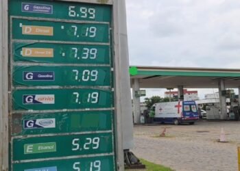 Reajuste do diesel impacta caminhoneiros e transporte em Campos