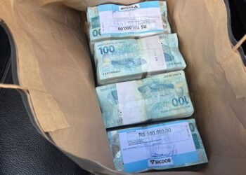 PF apreende R$ 400 mil em espécie com empresário em Campos