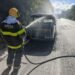 Kombi Incendeia na BR-251 em Francisco Sá; Bombeiros Agem Rapidamente