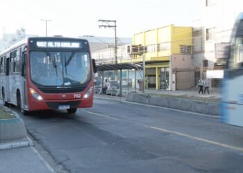Juiz de Fora: Nova Lei Permite Desembarque Fora do Ponto de Ônibus para Mulheres, Idosos e Pessoas com Deficiência