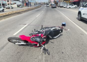 Passageira morre em acidente de moto na RJ-140, em São Pedro da Aldeia