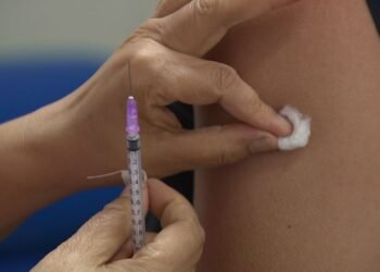 Campanha de Vacinação Contra a Gripe Inicia em Juiz de Fora: Grupos Prioritários e Locais de Imunização