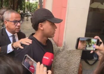 Polícia quer quebrar o sigilo telefônico de réus por estupro coletivo; presos se entregaram sem os celulares