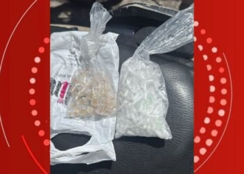 Dois homens ficaram feridos após suspeitos atirarem contra PMs na região das Sete Portas, em Salvador