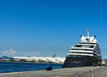 Megaiate de luxo passa pelo Rio e apresenta proposta de viagens a destinos remotos com experiências exclusivas; g1 visitou