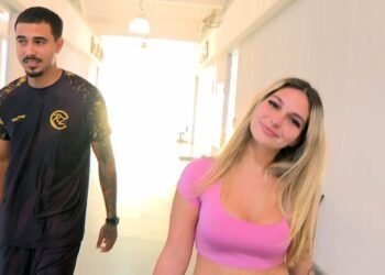 ‘Tô bonita’? Veja o momento em que casal detido por venda ilegal de canetas emagrecedoras chega em delegacia