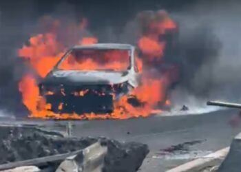 VÍDEO mostra carro escapando por segundos de explosão na Via Dutra, em Barra Mansa