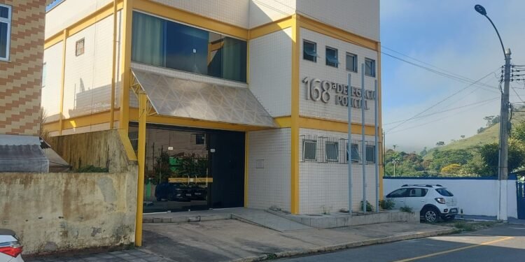 Homem está preso por agredir o próprio avô em Rio Claro