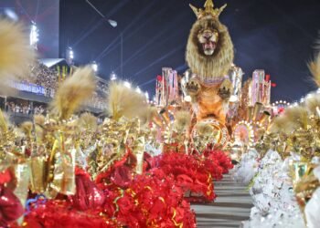 Escolas e Prefeitura do Rio anunciam 15 escolas no Grupo Especial