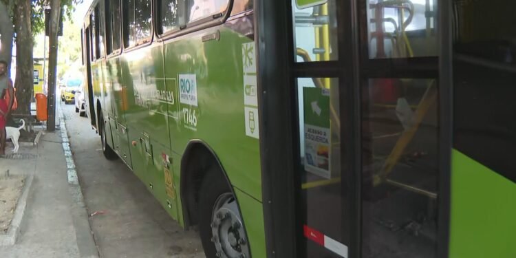 RJ passa a multar assédio sexual e moral, com punição em dobro no transporte público