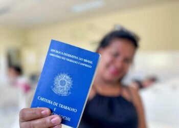 TRT-BA oferece orientações trabalhistas à população em situação de rua