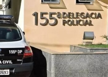 Criminosos invadem casa, fazem vítimas, reféns e levam dinheiro e armas em São Sebastião do Alto