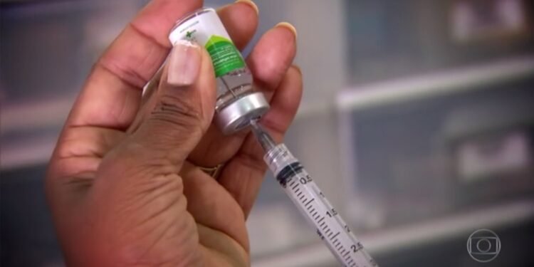 Rio suspende temporariamente vacinação contra a gripe até chegada de novas remessas do imunizante
