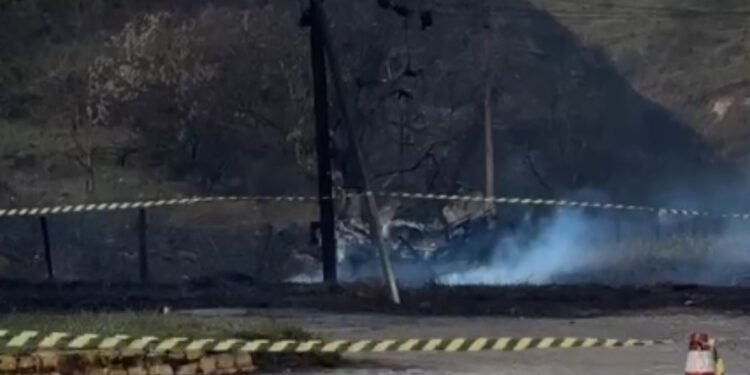 Via Dutra tem novo foco de incêndio quase 3h após explosão de carreta em Barra Mansa