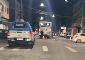 Homem é atropelado por ônibus em Volta Redonda