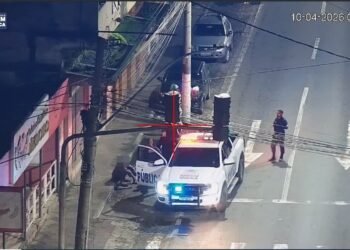 Homem está preso por tentar furtar cabos em Volta Redonda