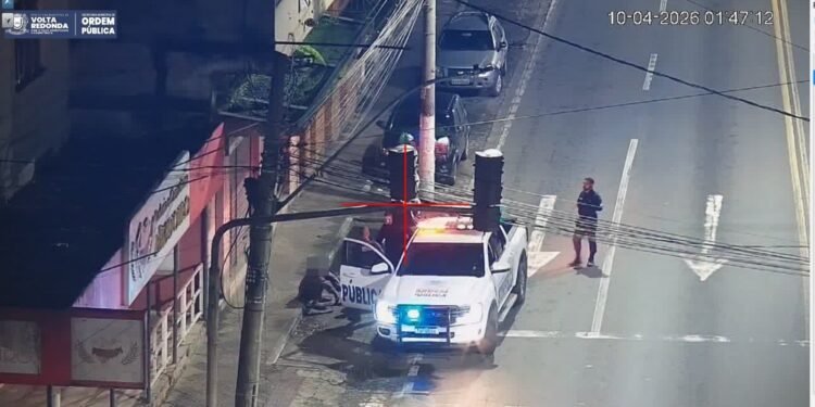 Homem está preso por tentar furtar cabos em Volta Redonda