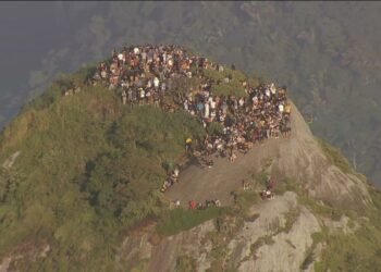 Vidigal tem tiroteio, e Av. Niemeyer está fechado; turistas ficam ‘ilhados’ no alto do Dois Irmãos