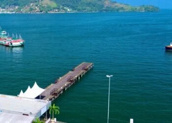 Angra dos Reis exige voucher digital para acesso às ilhas