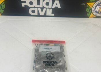 Dois adolescentes são apreendidos com drogas em Barra Mansa