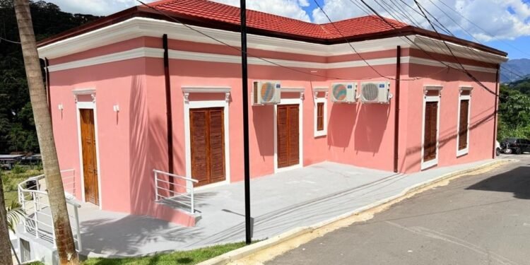 Casarão do Lazareto reabre como espaço cultural em Friburgo