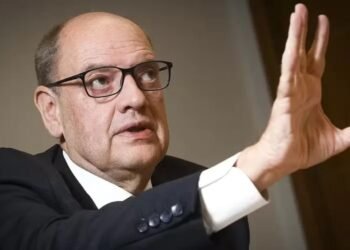 Em retaliação ao governador, deputados do RJ ameaçaram divulgar lista de supostas amantes de desembargadores que recebem sem trabalhar na Alerj