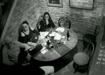 Discussão, cadeira atirada, soco, garrafada: a cronologia da briga de Ed Motta e amigos com outros clientes do restaurante Grado