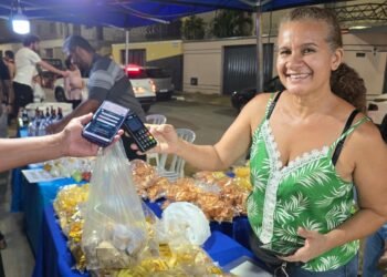 Montes Claros Amplia Inclusão Digital com Wi-Fi Gratuito em Praças Públicas pelo Programa CONECTAMOC