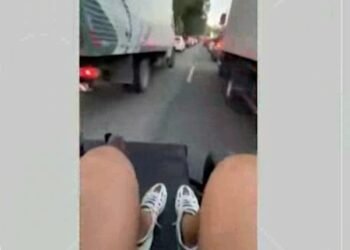 Vídeo mostra jovens condução veículo adaptado sem proteção em Nova Friburgo