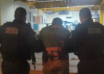 Foragido por homicídio e tráfico é preso com pistola e munições na zona rural de Cambuci